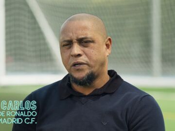 La divertida confesi&oacute;n de Roberto Carlos a I&ntilde;aki L&oacute;pez sobre la surrealista (no) boda de Ronaldo: "Hicimos una porra"