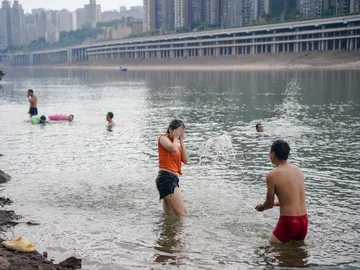 El cambio climático podría estar detrás de las olas de calor, según un estudio El cambio climático podría estar detrás de las olas de calor, según un estudio
