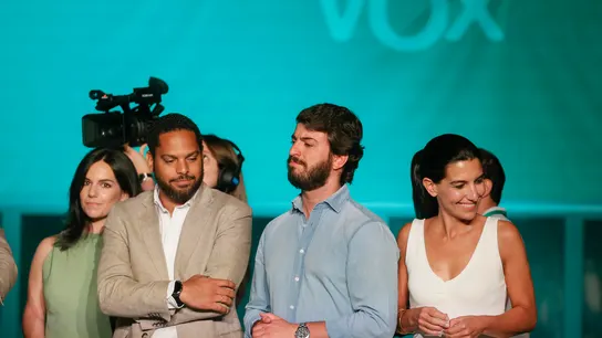 el secretario general de VOX, Igancio Garriga, el vicepresidentes de la Junta de Castilla y León, Juan García-Gallardo, y la líder Vox en la Asamblea de Madrid, Rocío Monasterio. el secretario general de VOX, Igancio Garriga, el vicepresidentes de la Junta de Castilla y León, Juan García-Gallardo, y la líder Vox en la Asamblea de Madrid, Rocío Monasterio.