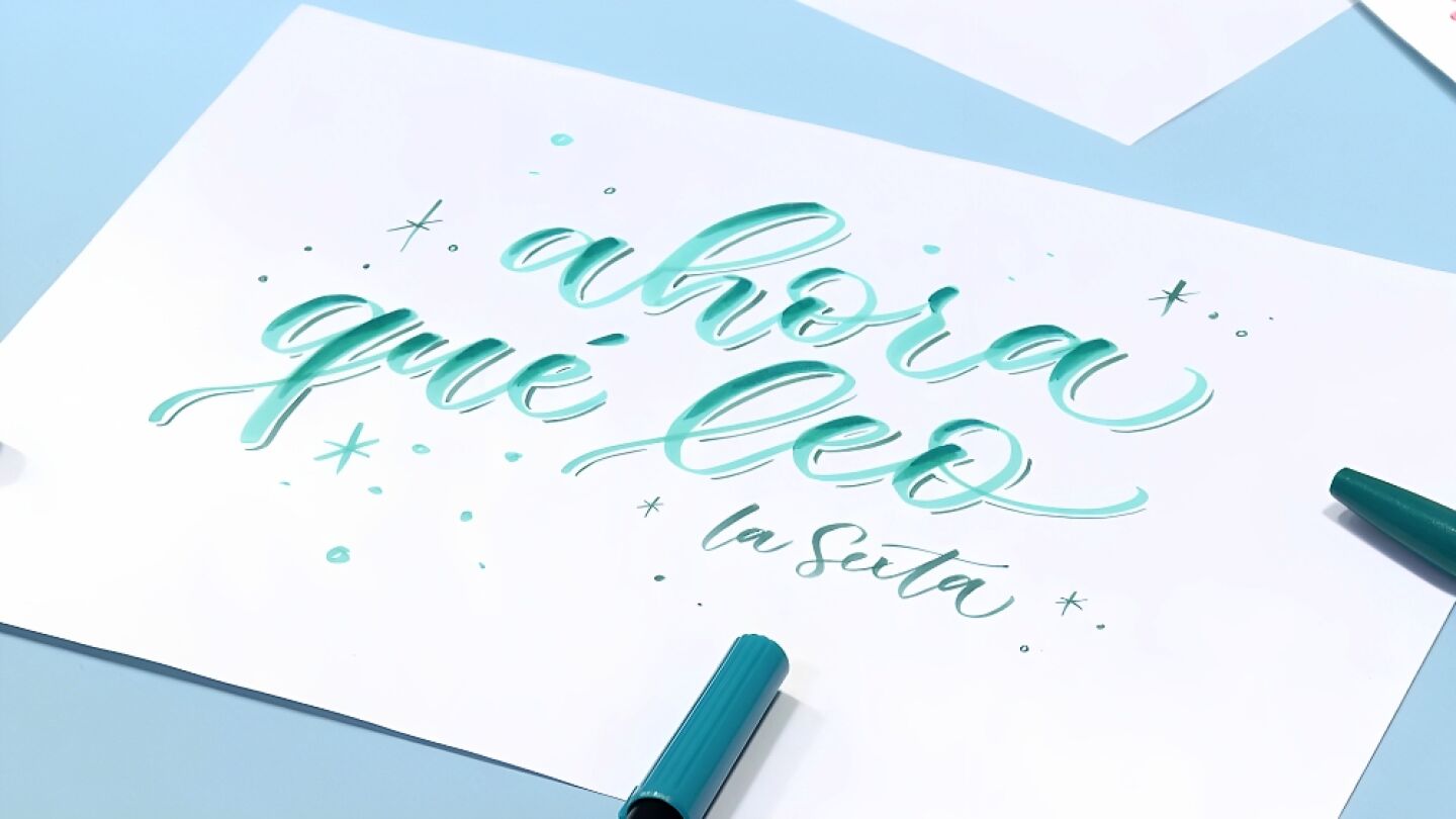 'Ahora qué leo' escrito por Three Feelings, autora de 'Momentos para escribir bonito' 'Ahora qué leo' escrito por Three Feelings, autora de 'Momentos para escribir bonito'
