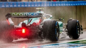 Fernando Alonso, en la lluvia