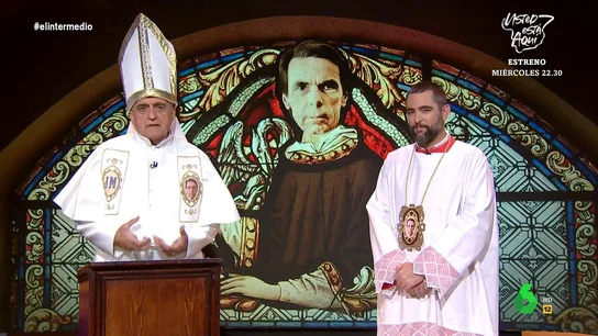 El papa Wyoming y el monaguillo Mateo celebran el regreso de Aznar en una conferencia: "Es como estar suscrito al canal Historia" El papa Wyoming y el monaguillo Mateo celebran el regreso de Aznar en una conferencia: "Es como estar suscrito al canal Historia"