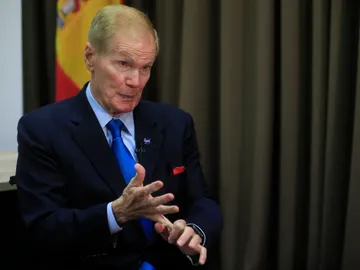 El director de la NASA encarga a un comité de científicos un informe sobre la vida extraterrestre: "Hay planetas similares, probablemente con vida"" El director de la NASA encarga a un comité de científicos un informe sobre la vida extraterrestre: "Hay planetas similares, probablemente con vida""