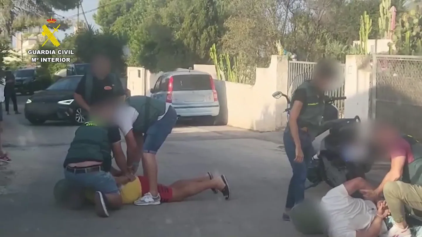 Momento de la detención en Calpe de los tres fugitivos más buscados de Europa Momento de la detención en Calpe de los tres fugitivos más buscados de Europa