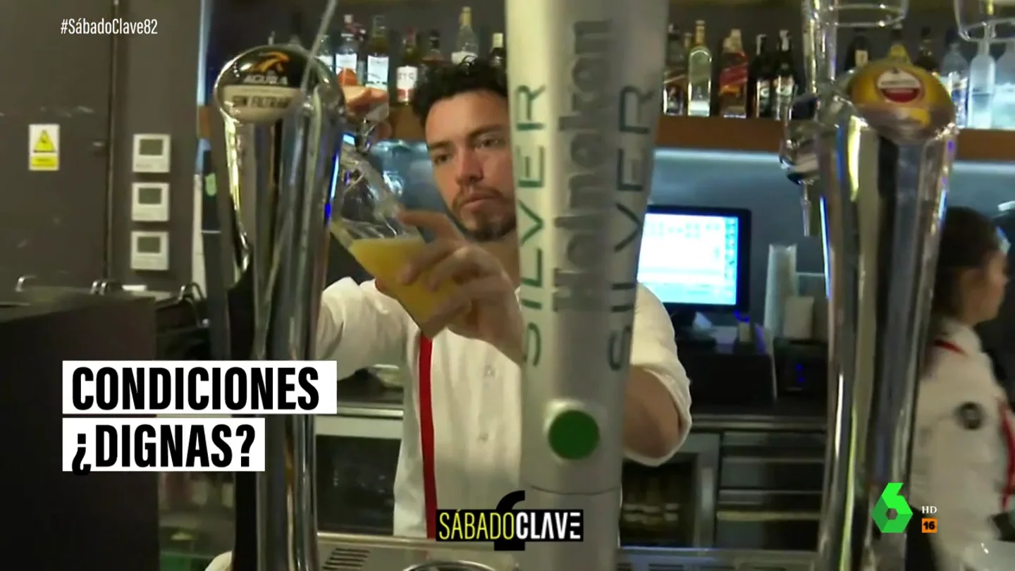 La indignante revelación de un camarero sobre sus condiciones laborales: "He trabajado en bares cobrando 1,5 euros por hora" La indignante revelación de un camarero sobre sus condiciones laborales: "He trabajado en bares cobrando 1,5 euros por hora"