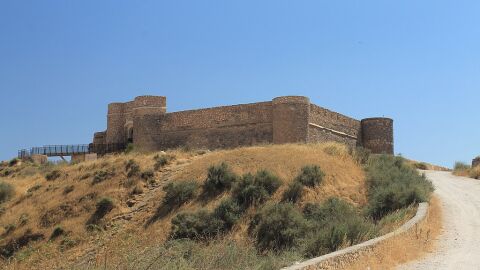Muralla del Castillo Chinchilla de Montearagón.