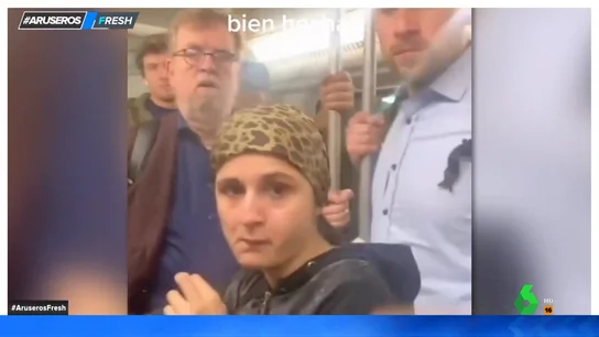 El vídeo viral de una mujer que echa a dos carteristas del metro de Barcelona: "¡Pickpocket, baja!" El vídeo viral de una mujer que echa a dos carteristas del metro de Barcelona: "¡Pickpocket, baja!"