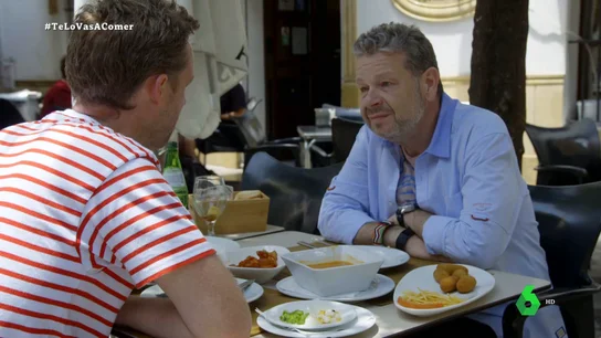 TE LO VAS A COMER - La denuncia de Alberto Chicote al probar unas croquetas en Sevilla: "Con esto se pueden pegar ladrillos" TE LO VAS A COMER - La denuncia de Alberto Chicote al probar unas croquetas en Sevilla: "Con esto se pueden pegar ladrillos"
