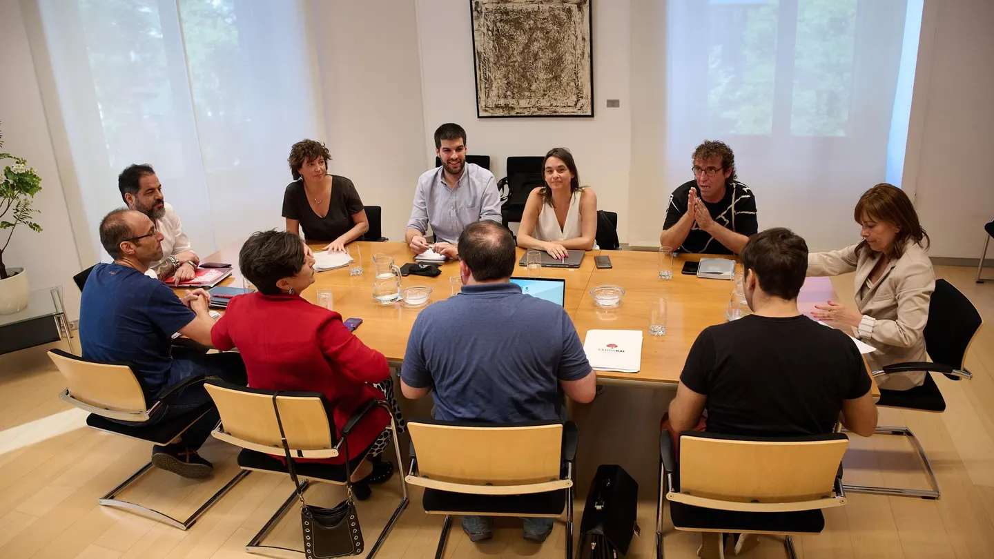 Reunión del PSN, Geroa Bai y Contigo Navarra Reunión del PSN, Geroa Bai y Contigo Navarra