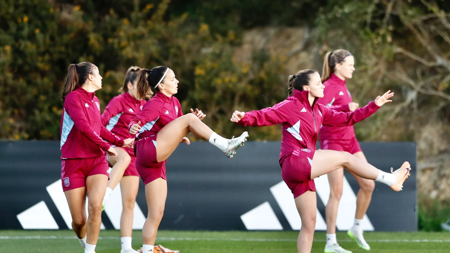 Selección española de fútbol Selección española de fútbol