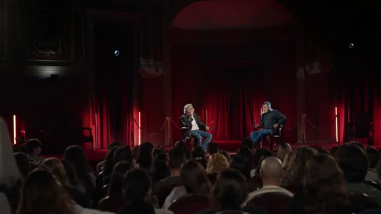 La confidencia de David Trueba sobre el humor de su amigo Wyoming: "Cuando más brilla es cuando se mete con alguien" La confidencia de David Trueba sobre el humor de su amigo Wyoming: "Cuando más brilla es cuando se mete con alguien"