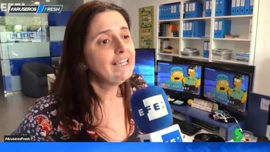 Una empresa de Murcia recibe miles de llamadas porque su número de teléfono aparece en Los Simpson: "Es Spring Escudo" Una empresa de Murcia recibe miles de llamadas porque su número de teléfono aparece en Los Simpson: "Es Spring Escudo"