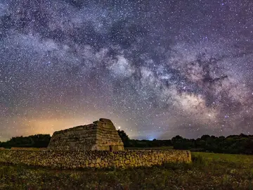 Menorca talayótica. Cielo estrellado Menorca talayótica. Cielo estrellado
