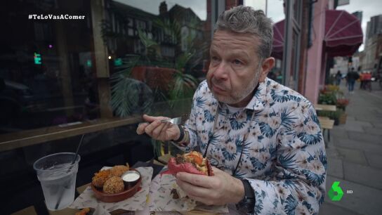 Alberto Chicote, desesperado con un 'wrap' de paella y una 'porky Torti-Burger' con "algo irreconocible"