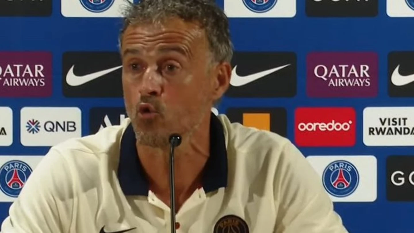 Luis Enrique sobre Mbappé: "Repito lo que dijo Al Khelaifi, el club está por encima de jugadores..." Luis Enrique sobre Mbappé: "Repito lo que dijo Al Khelaifi, el club está por encima de jugadores..."