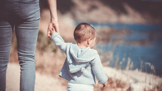 Pesadillas y sentimientos de culpabilidad: el sufrimiento de los menores huérfanos por violencia machista Pesadillas y sentimientos de culpabilidad: el sufrimiento de los menores huérfanos por violencia machista