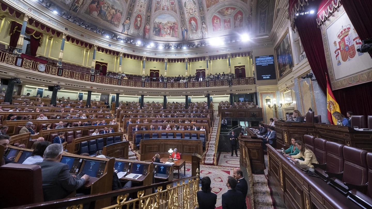 La formación de la Mesa del Congreso inicia la cuenta atrás para la investidura o nuevas elecciones La formación de la Mesa del Congreso inicia la cuenta atrás para la investidura o nuevas elecciones
