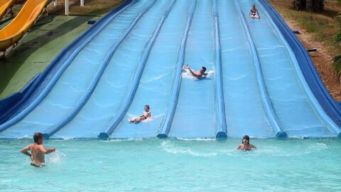 Aquopolis, Platja de la Pineda