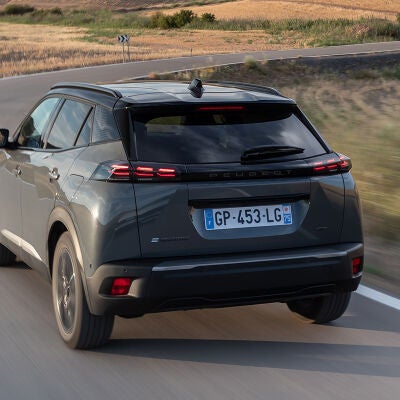 Peugeot e-2008 