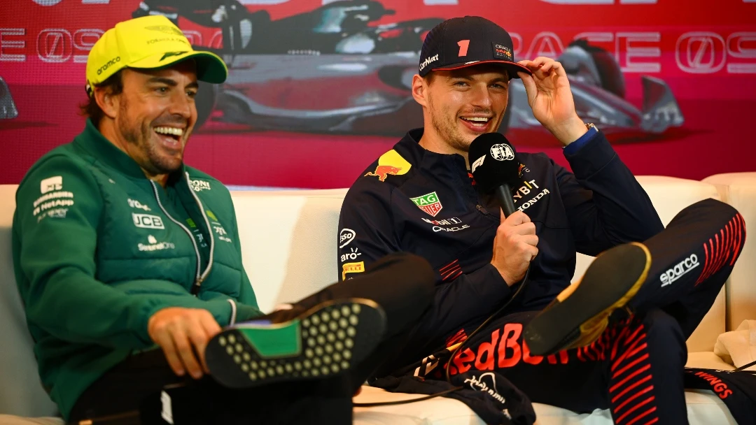 Fernando Alonso y Max Verstappen