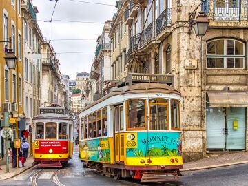 The collision of two trams in Lisbon leaves 13 injured, including a Spaniard