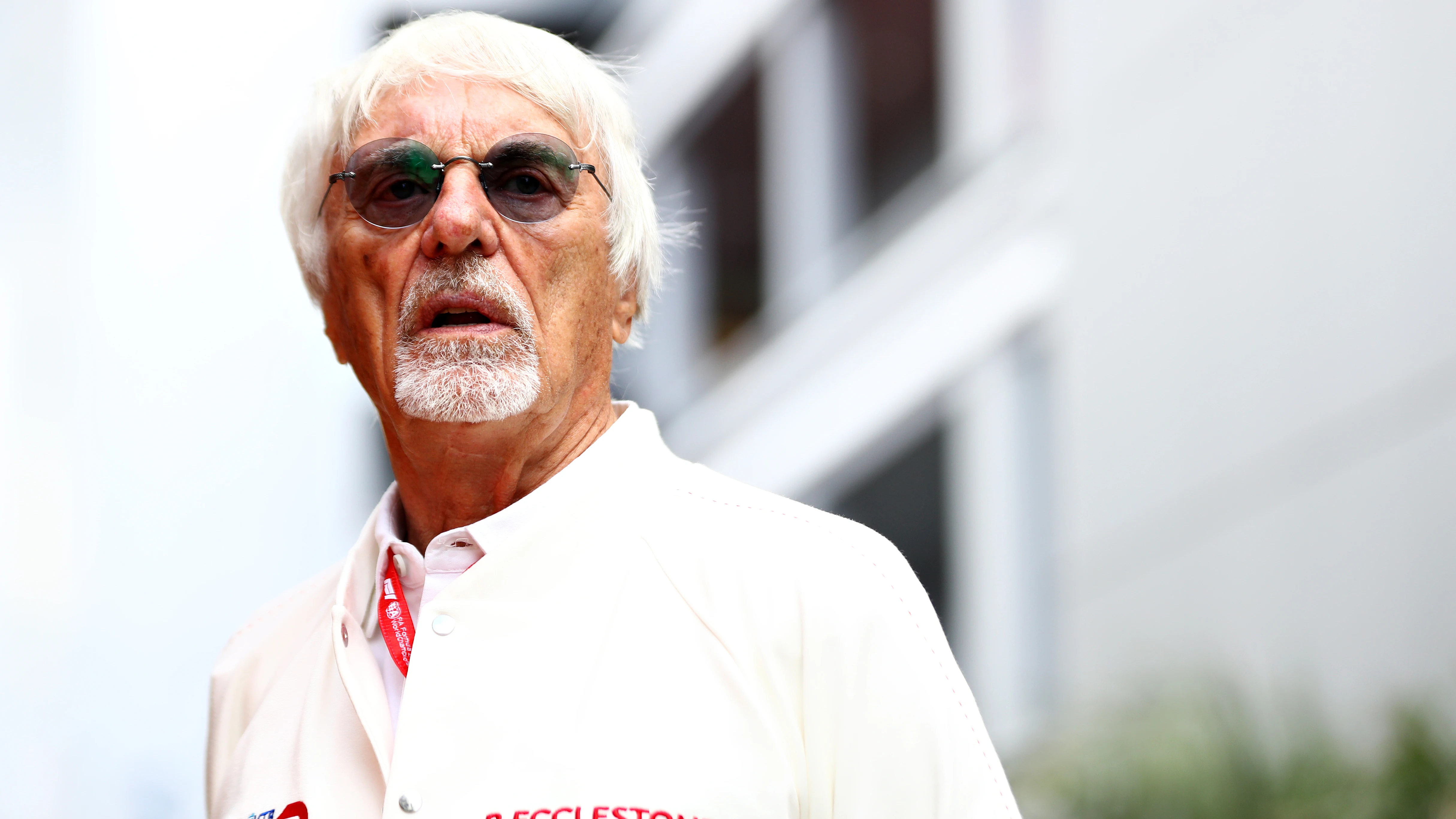 Ecclestone niega haber admitido el 'crashgate' ante la denuncia de Felipe Massa