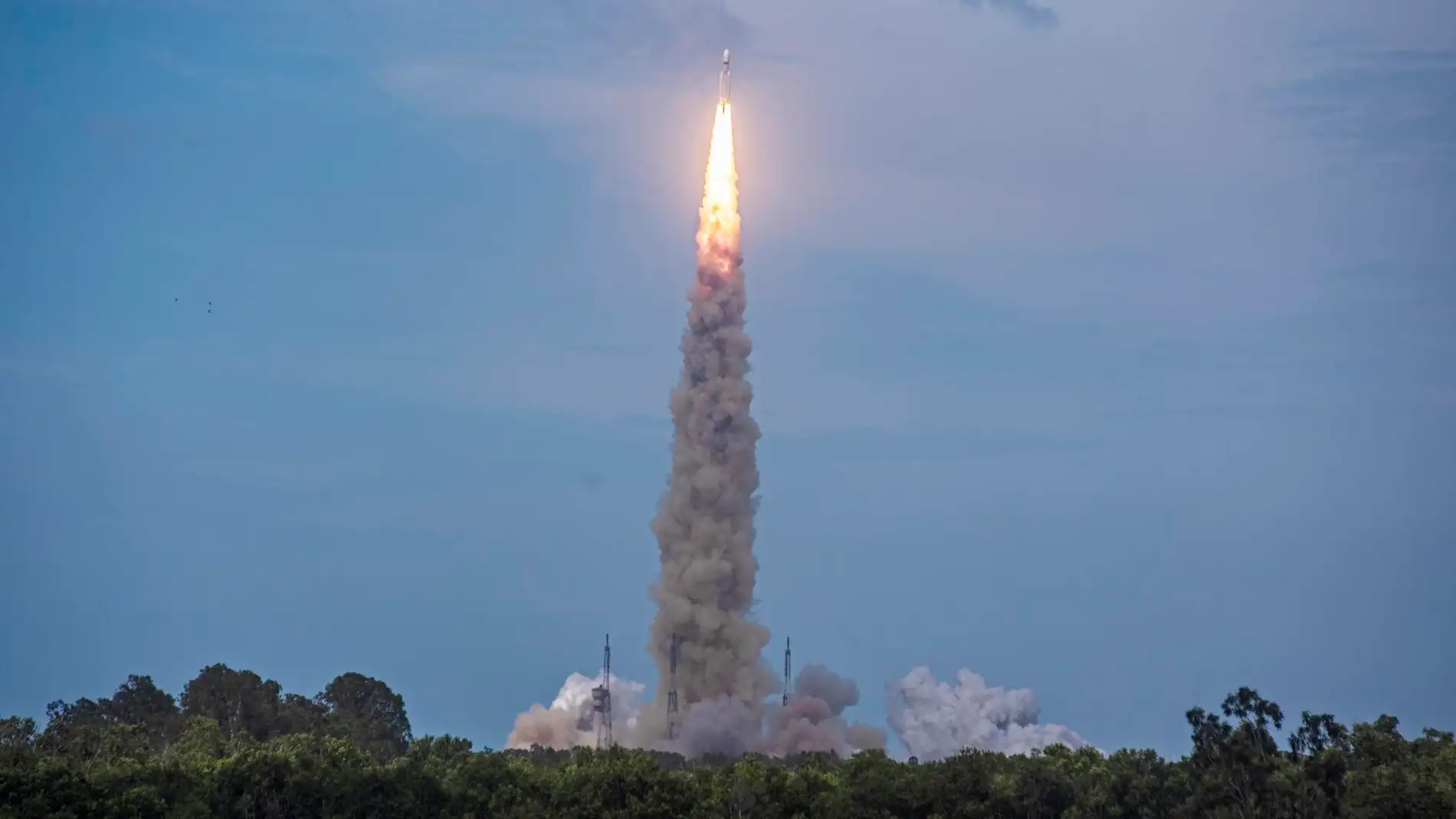 La misión espacial de la India entra en su última fase tras abandonar el propulsor 