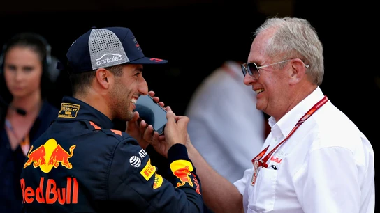 Daniel Ricciardo y Helmut Marko Daniel Ricciardo y Helmut Marko
