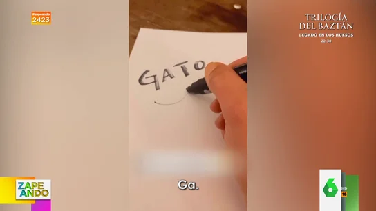 La inesperada respuesta de un niño a su madre cuando le pide que lea una palabra La inesperada respuesta de un niño a su madre cuando le pide que lea una palabra