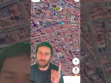Un joven español explica la diferencia entre un mapa de Japón y otro de España: "Las calles no tienen nombre" Un joven español explica la diferencia entre un mapa de Japón y otro de España: "Las calles no tienen nombre"
