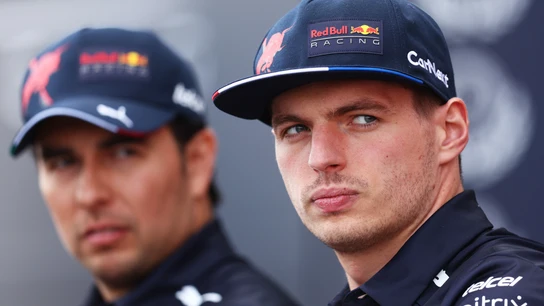 Sergio Pérez y Max Verstappen Sergio Pérez y Max Verstappen