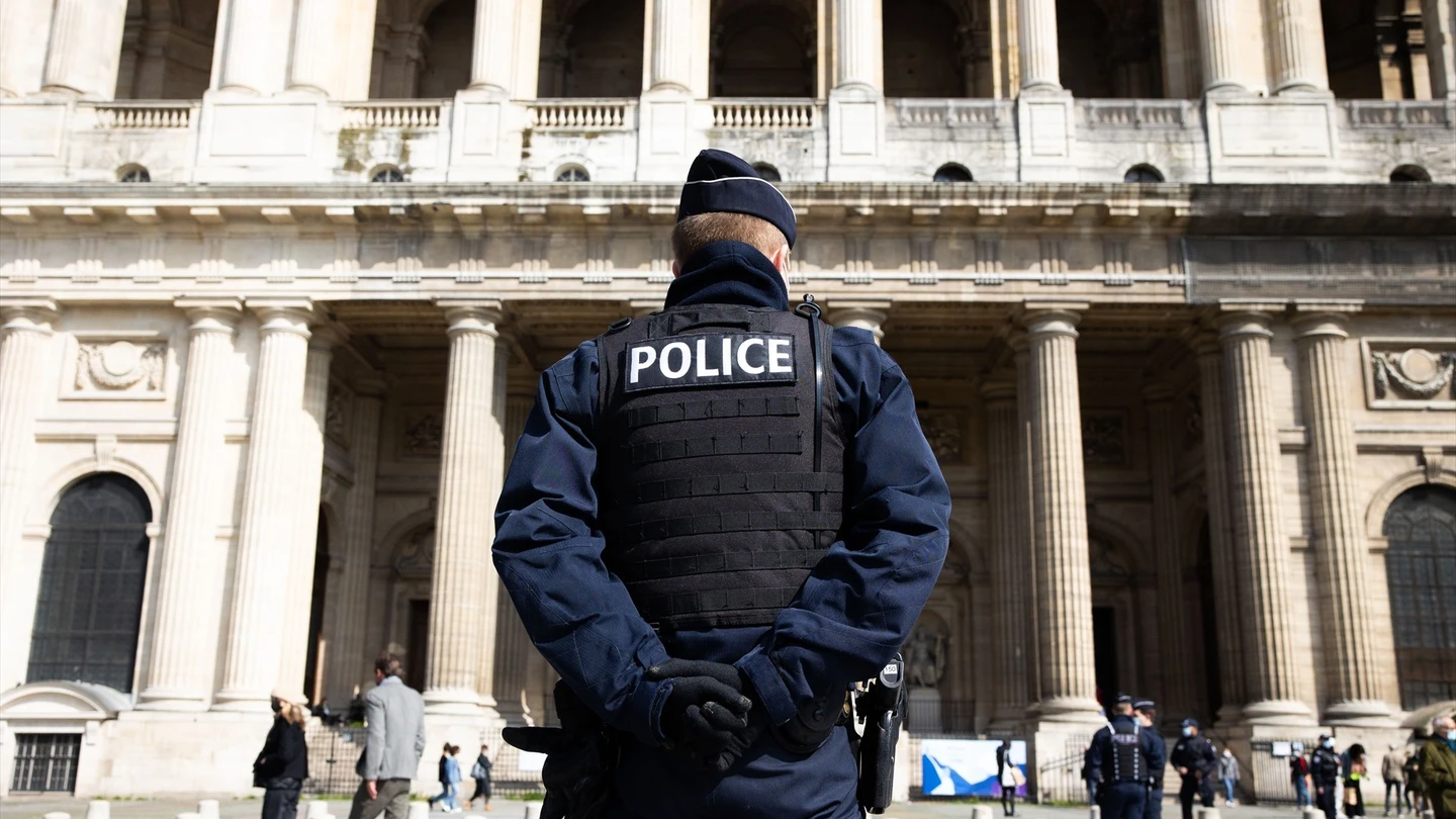 Un niño de 10 años muere a tiros en Nimes, víctima colateral de un ajuste de cuentas Un niño de 10 años muere a tiros en Nimes, víctima colateral de un ajuste de cuentas