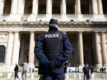 A settling of accounts between drug gangs in Nimes (France) leaves a 10-year-old boy shot dead