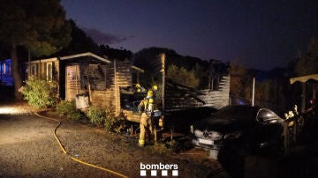 Muere una menor al incendiarse un bungalow en un camping de Montblanc, Tarragona