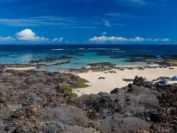 Playa Caletón Blanco de Lanzarote (Islas Canarias) Playa Caletón Blanco de Lanzarote (Islas Canarias)