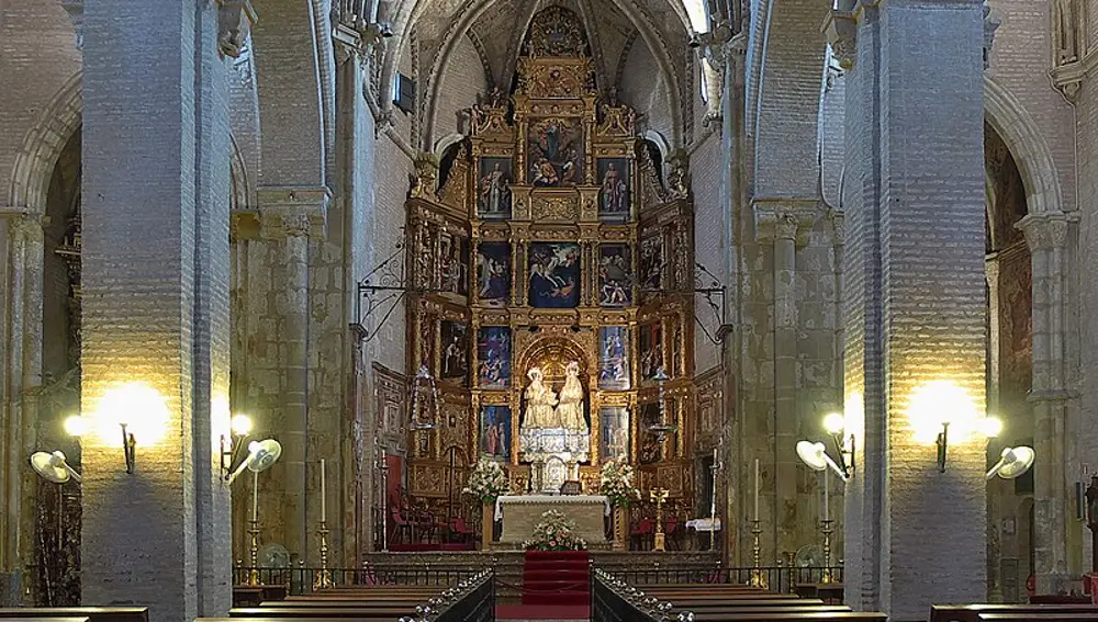 Interior de la Real Parroquia de Santa Ana