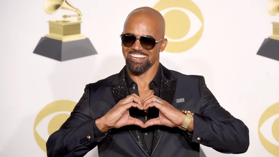 Shemar Moore (Derek Morgan, en 'Mentes criminales') durante los Premios Grammy de 2018 Shemar Moore (Derek Morgan, en 'Mentes criminales') durante los Premios Grammy de 2018