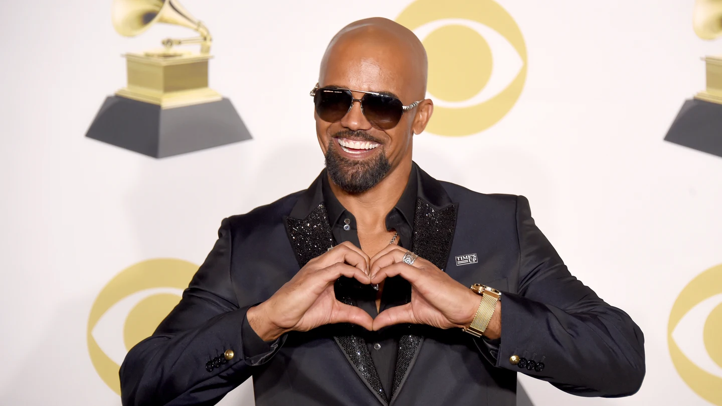 Shemar Moore (Derek Morgan, en 'Mentes criminales') durante los Premios Grammy de 2018 Shemar Moore (Derek Morgan, en 'Mentes criminales') durante los Premios Grammy de 2018