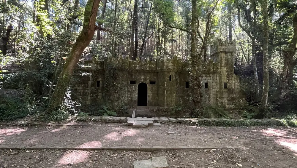 Castillo del Bosque Encantado de Aldán (Pontevedra)