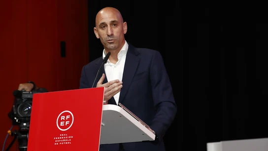 Luis Rubiales durante su discurso en la Asamblea de la RFEF Luis Rubiales durante su discurso en la Asamblea de la RFEF
