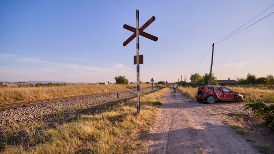Lugar en el que un tren arrolló a un vehículo en Toledo Lugar en el que un tren arrolló a un vehículo en Toledo