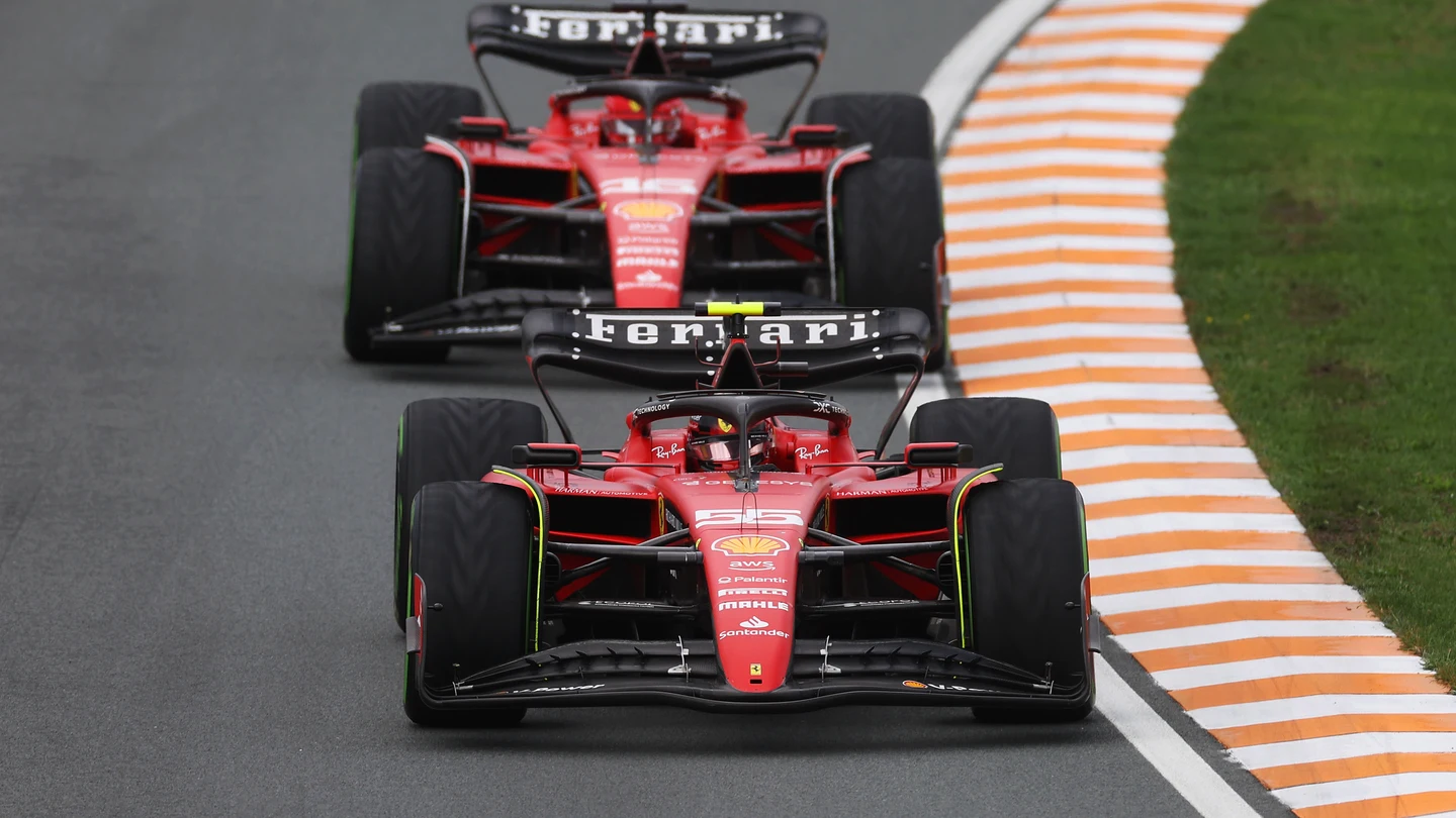 Carlos Sainz y Charles Leclerc Carlos Sainz y Charles Leclerc