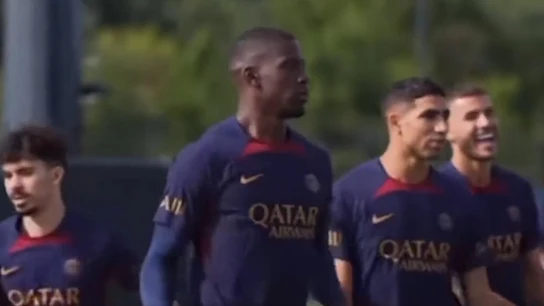 "Equipo de mierda": el insulto de Lucas Hernández al Barça tras una pregunta de Mbappé a Dembélé "Equipo de mierda": el insulto de Lucas Hernández al Barça tras una pregunta de Mbappé a Dembélé