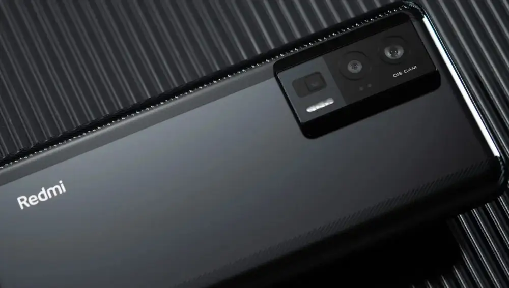 El Xiaomi Redmi K70 Pro se filtra mostrando sus principales características El Xiaomi Redmi K70 Pro se filtra mostrando sus principales características