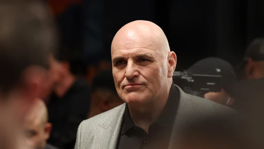 De estar en la cárcel por arrancar un ojo, a asegurarse sus testículos: así es el padre de Tyson Fury De estar en la cárcel por arrancar un ojo, a asegurarse sus testículos: así es el padre de Tyson Fury