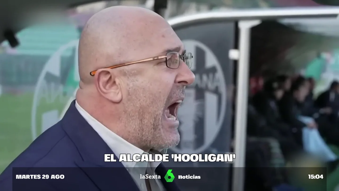 El nuevo Berlusconi, un alcalde 'hooligan' "negro como la muerte" El nuevo Berlusconi, un alcalde 'hooligan' "negro como la muerte"