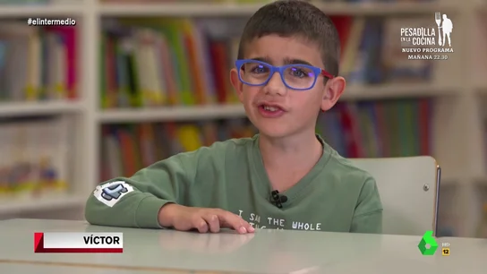 "Voy a admitir una cosa, tengo entre 2 y 4 novias pero ni siquiera lo saben": la confesión de un niño a Thais Villas "voy a admitir una cosa, tengo entre 2 y 4 novias pero ni siquiera lo saben": la confesión de un niño a Thais Villas