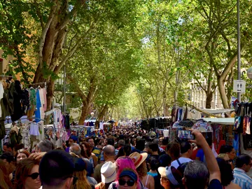 El Rastro de Madrid, mercadillo típico El Rastro de Madrid, mercadillo típico