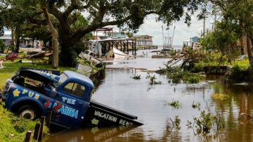 Los destrozos del huracán Idalia, el más fuerte que azota Tampa (Florida) desde hace 125 años