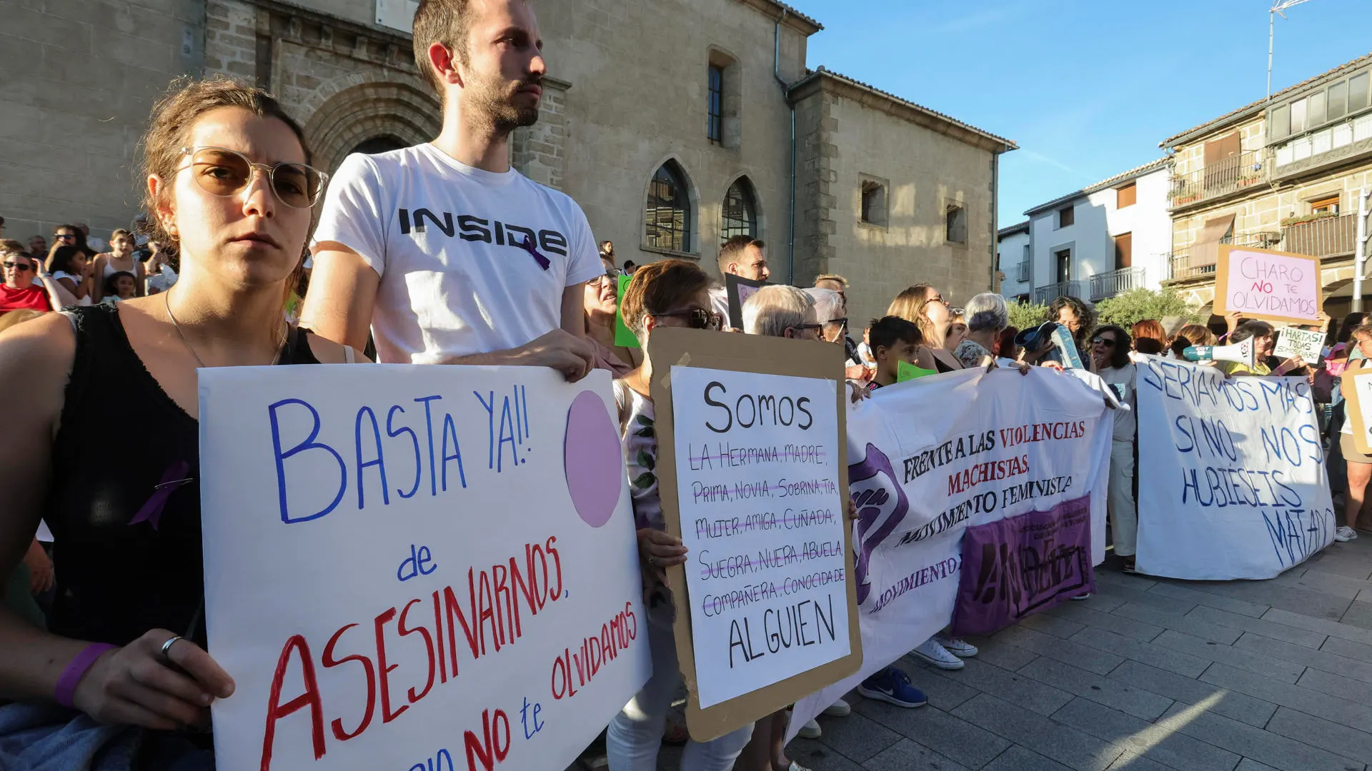 Concentración tras el asesinato machista en Béjar, Salamanca.